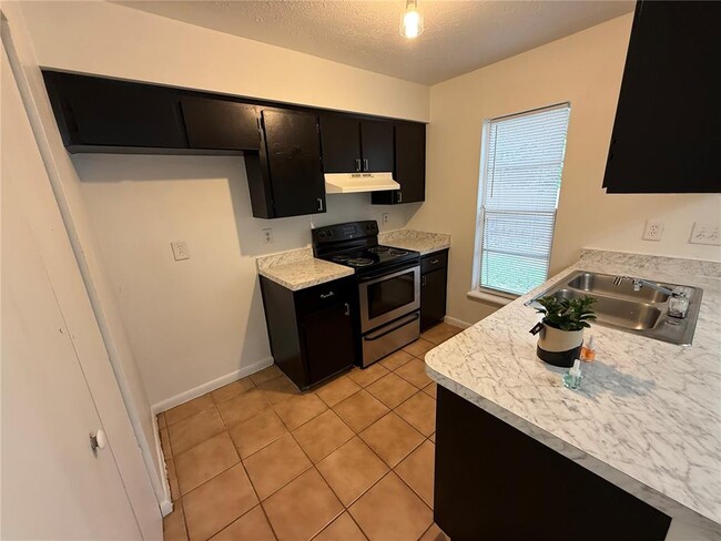 Photo - 2710 NE 23rd Ave