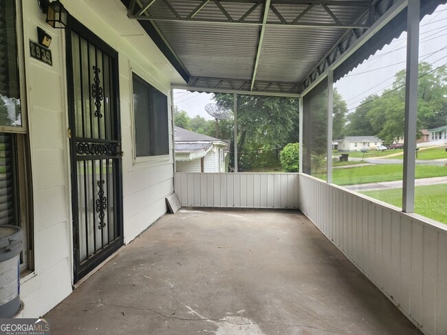 Photo - 2939 Gleason Ave