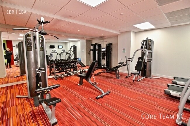 Photo - 217 W Pershing Rd Unit 1005