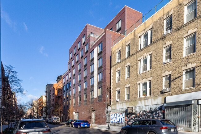 Photo - 252 E 2nd St