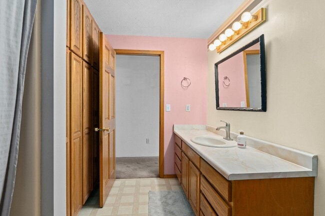 Photo - 2829 Cottonwood Creek Rd