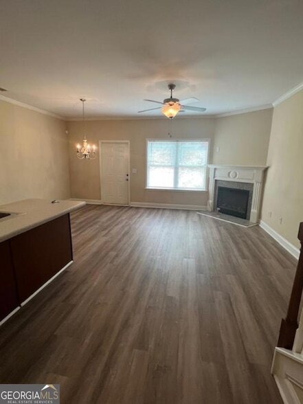 Photo - 2918 Hillside Pl