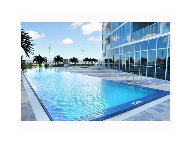 Photo - 601 NE 36th St Unit 2420