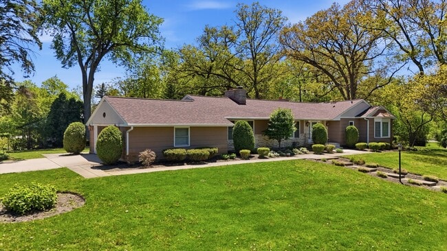 Photo - 29 Brookdale Ln