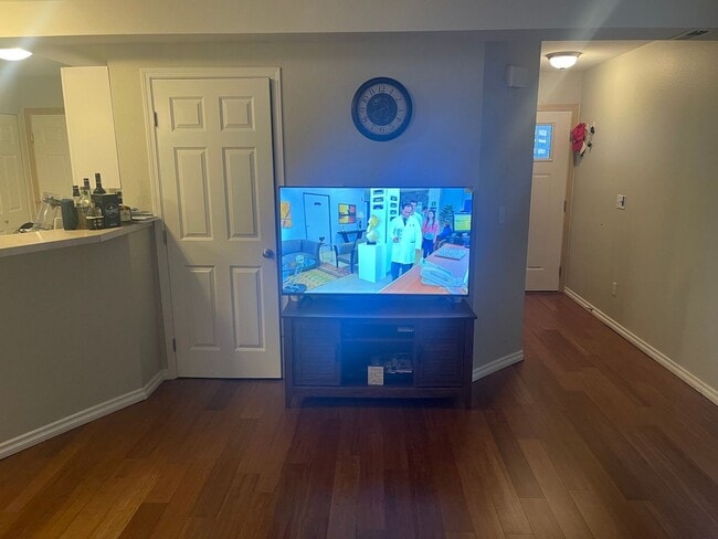 Photo - Serene & Charming 3 bedroom Home for Rent ...