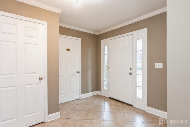 Photo - 34 Chimney Ct