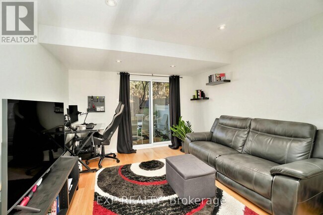 Photo - 6667 Bilberry Dr.