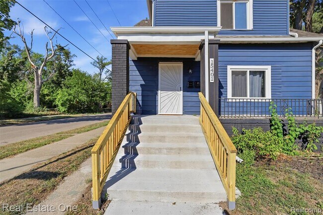 Photo - 15401 Littlefield St Unit UPPER