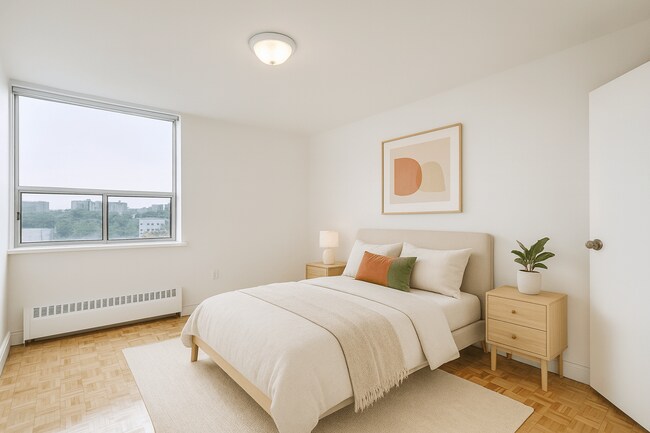 Building Photo - Ridgeway and Somerset