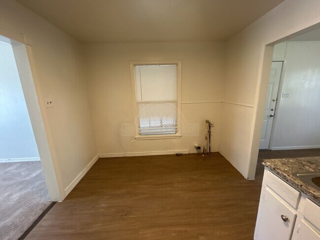 Photo - 1107 Duncan Ave