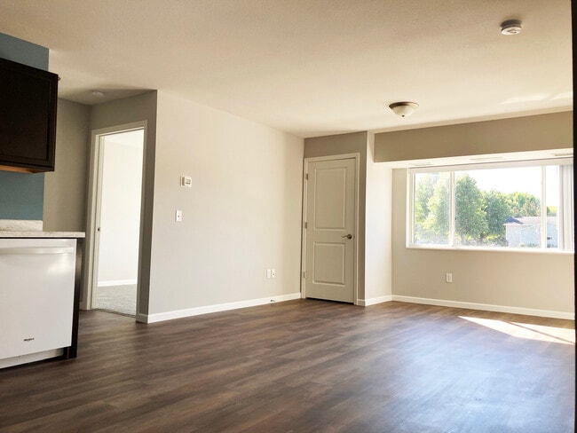 Photo - Apartments on Mound