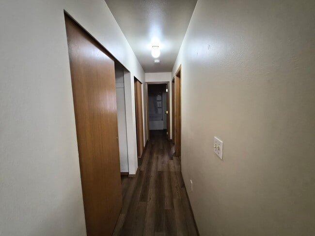 301 E 3rd St Unit 5