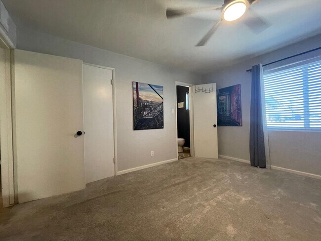 Photo - 843 E Butler Dr