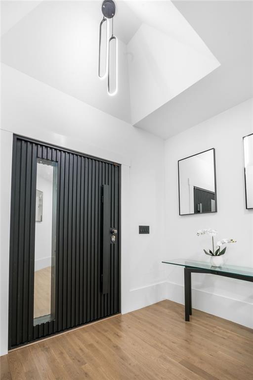 Photo - 507 Karen Ln