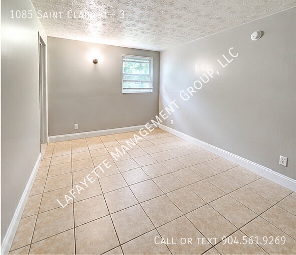 1085 St Clair St Unit 3