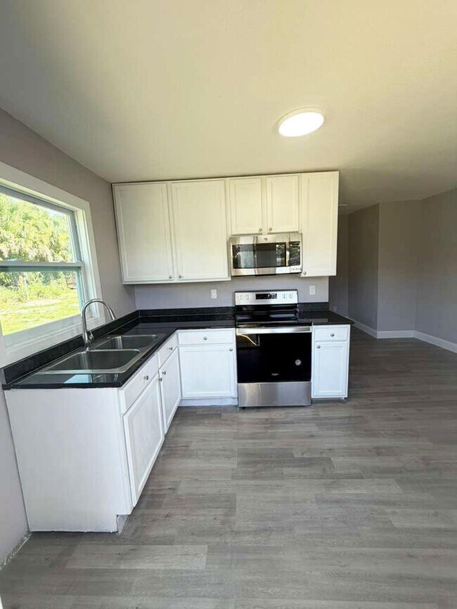 4250 29th Ave Unidad B