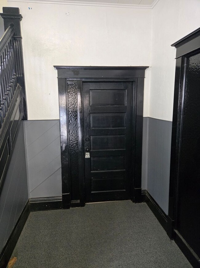 Photo - 2335 Baker St Unidad 2