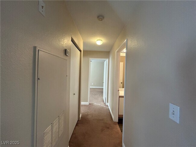 Photo - 8600 W Charleston Blvd Unidad 2001