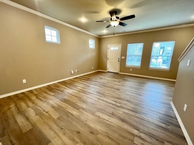 Photo - 892 W Hughes St