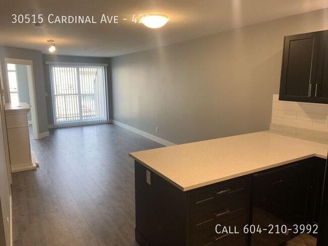 Photo - Top Floor At Tamarind - Utilities Included! Unit 420