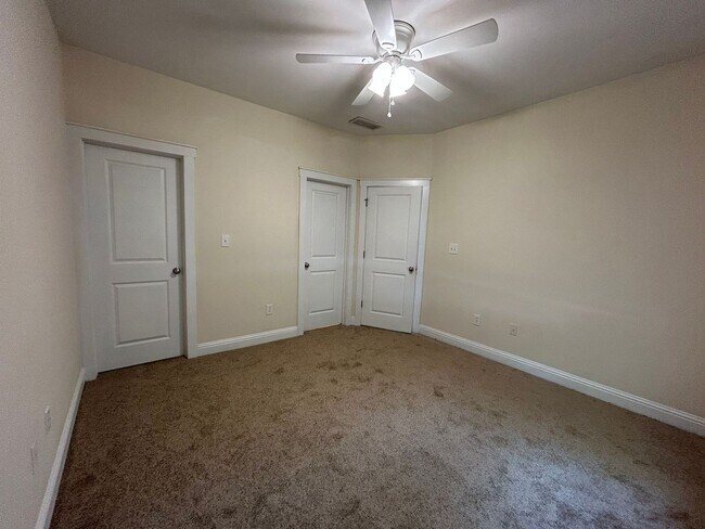 Photo - PRE-LEASING FOR FALL 2026!