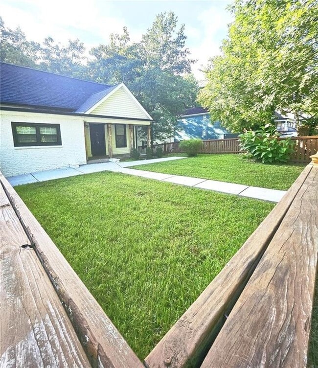 Photo - 16 Johnson Rd NW