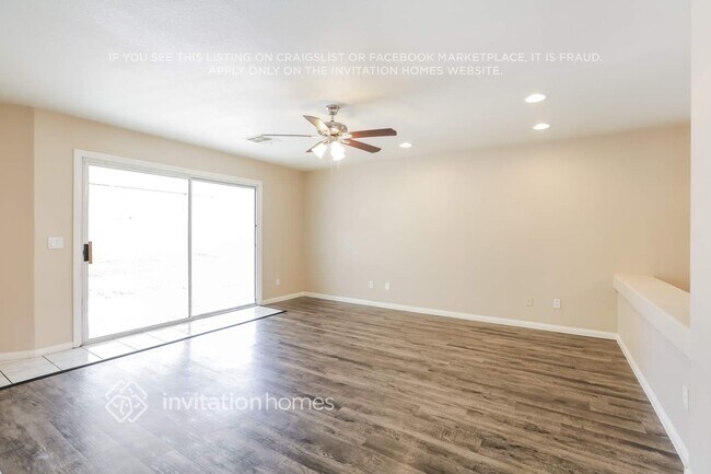 Photo - 8637 W Gilmore Ave