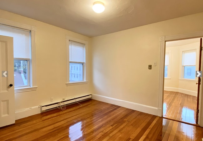 Photo - 255 Beacon St Unidad 7-3