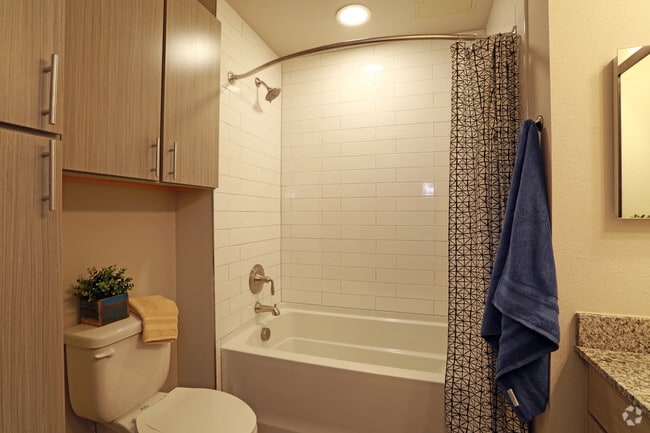Estudio - E2 - Civic Lofts