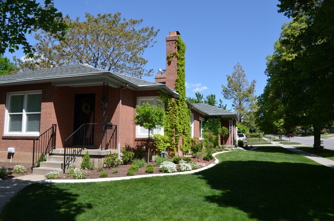 Photo - 2183 E Logan Ave