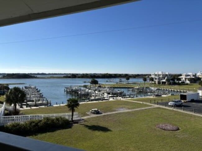Building Photo - Cedar Point Villas, B32 Swansboro NC