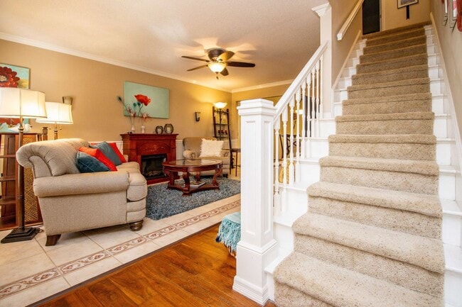 Photo - 3 bed, 2.5 bath Duplex