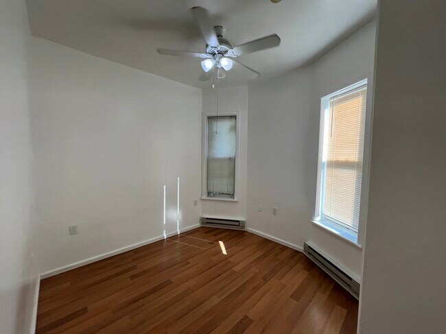 bedroom - 150 4th St Unit #7