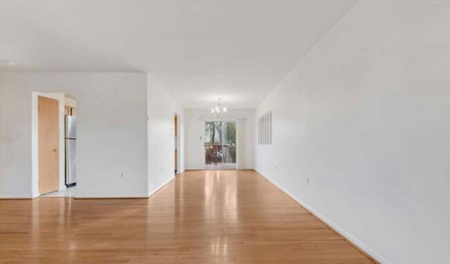 Photo - 2014 Ritchie Rd