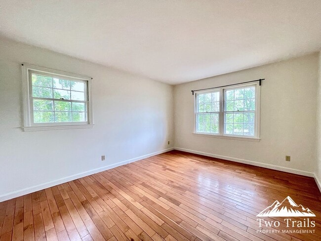 Photo - CHARMING 2/1.5 NEAR DOWNTOWN - WALKING DISTANCE TO PARDEE