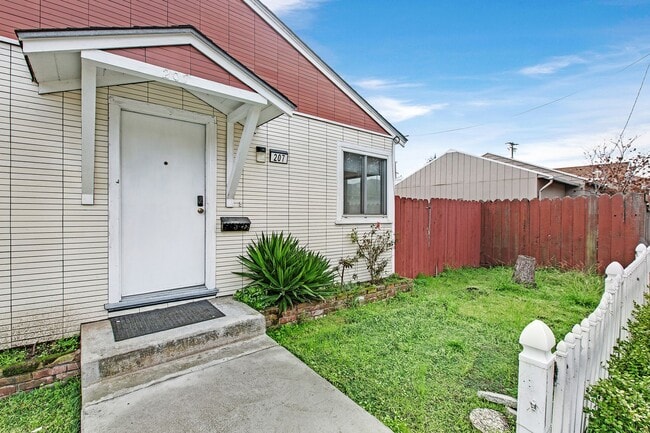 Photo - Newly Updated 2/2