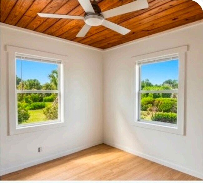 Photo - 205 S Rogers Ave