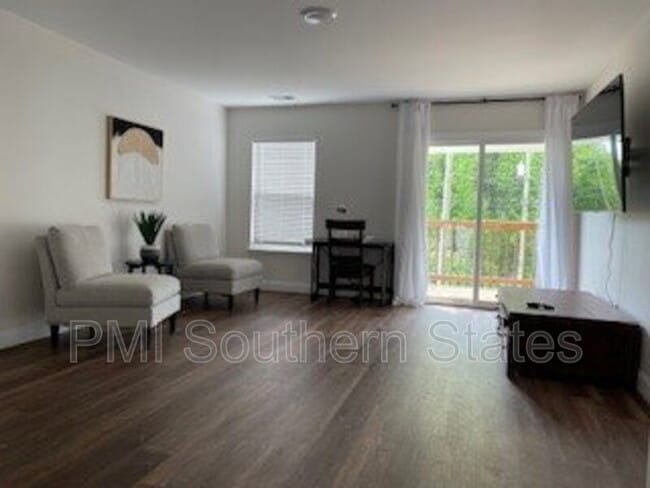 Photo - 401 Albus Dr