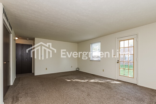 Photo - 8197 Mount Washington Dr