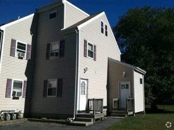 Building Photo - 713 Somerset Ave Unit 3 Rental