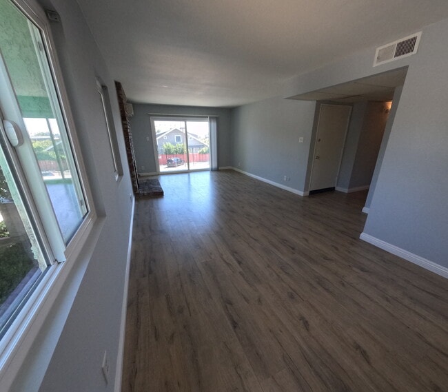 Building Photo - 809 Brent Ave Unit 3 Rental