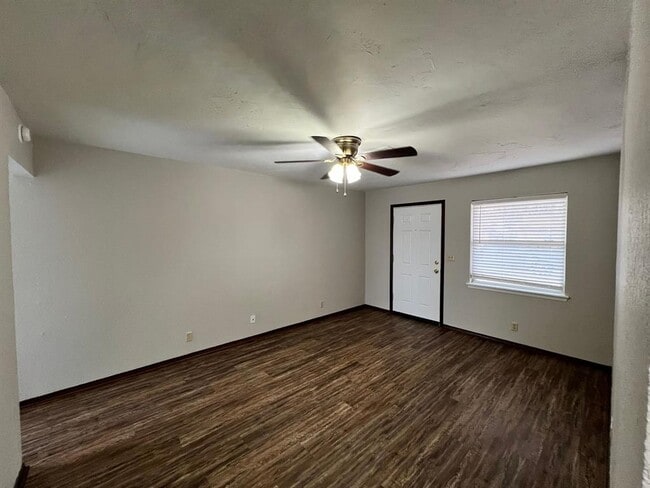 Photo - 752 W Forest Dr