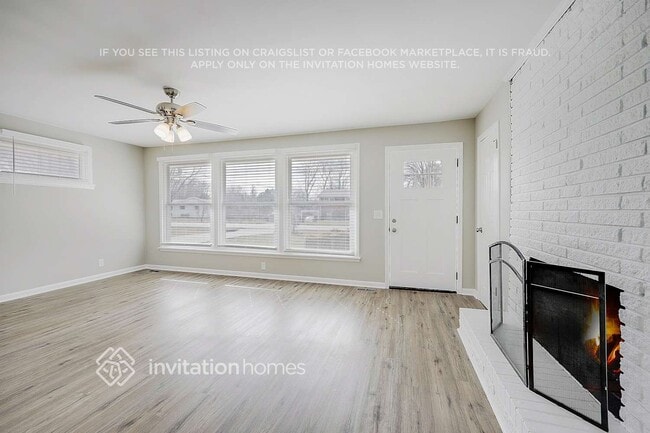 Photo - 728 Winthorne Dr