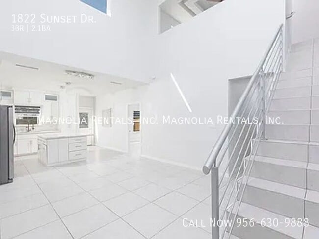 Photo - 1822 Sunset Dr