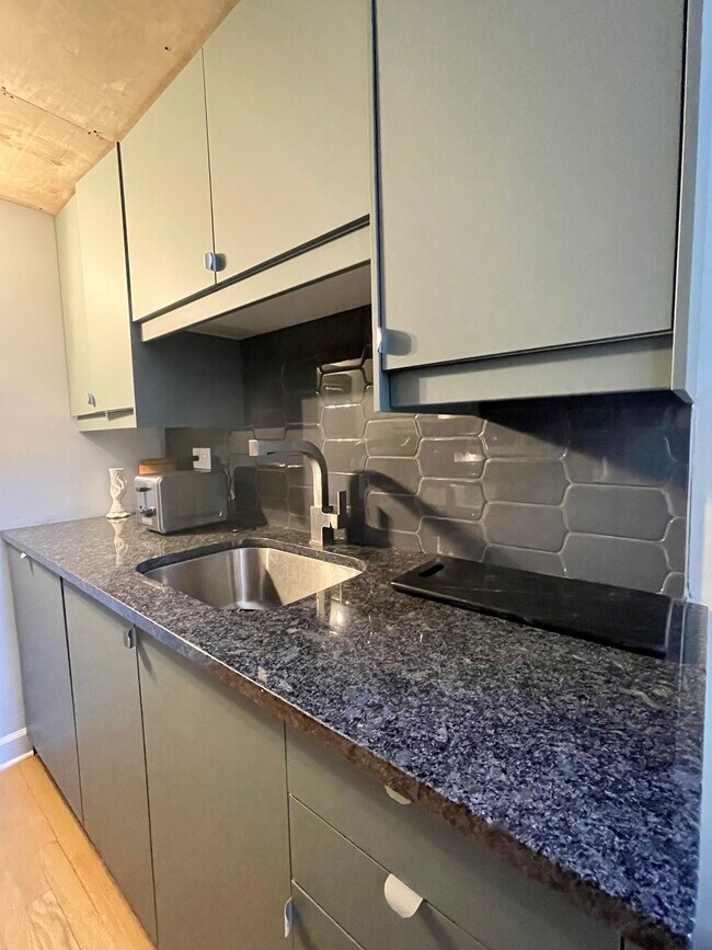 Photo - 600 S Dearborn St Unidad 207