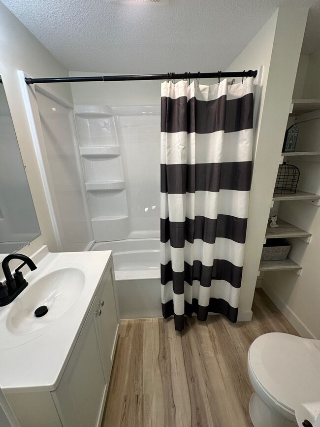 Photo - HOUSE FOR RENT at 910 N 11st St, Salina, KS