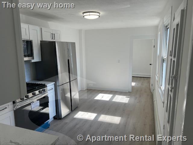 Building Photo - 8 Sixth St Unit #1