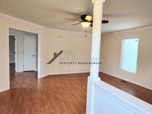 Photo - 312 Lakeshore Dr