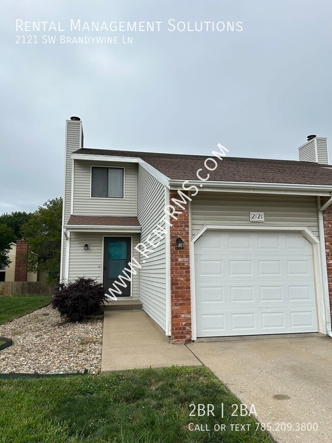 Building Photo - 2121 SW Brandywine Ln Rental