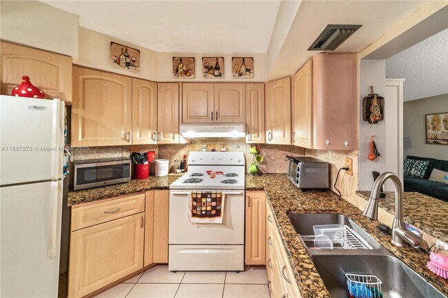 Photo - 9705 Fontainebleau Blvd Unit B107